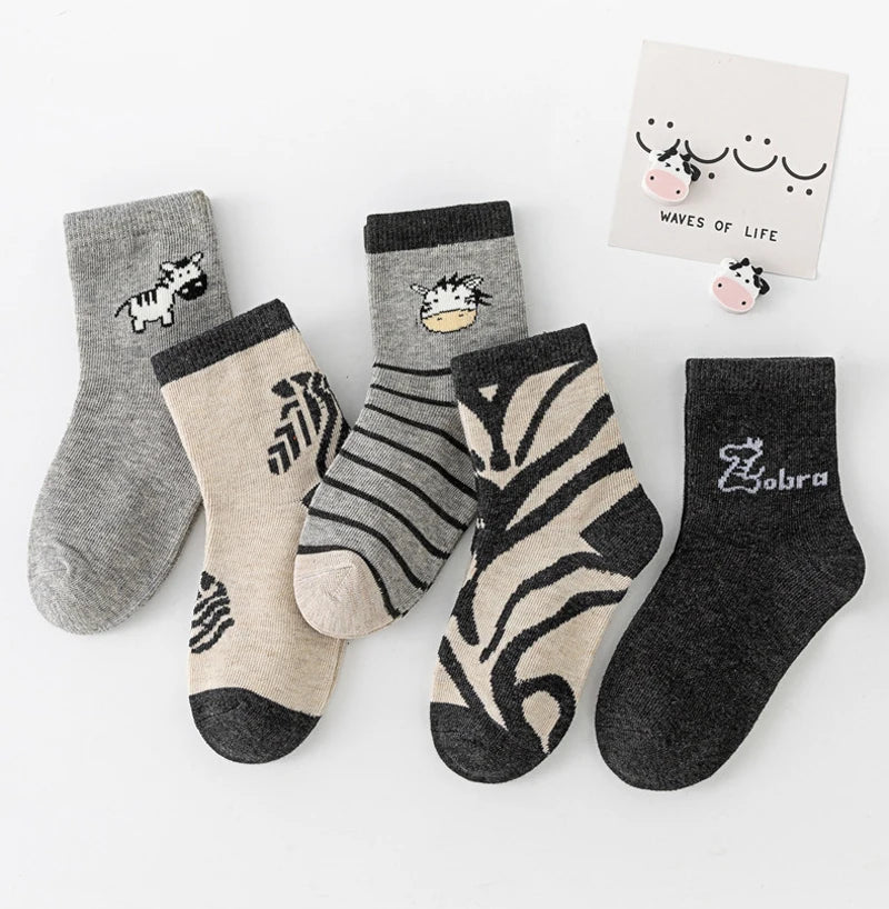 5 Pairs Spider-Man Kids Socks - Image 3