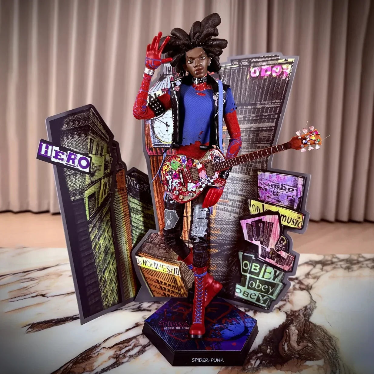 Hot Toys MMS726 Spider-Punk 1/6 Scale Figure - Image 5